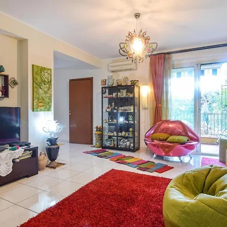 Amazing In With Wifi And 2 Bedrooms Appartamento